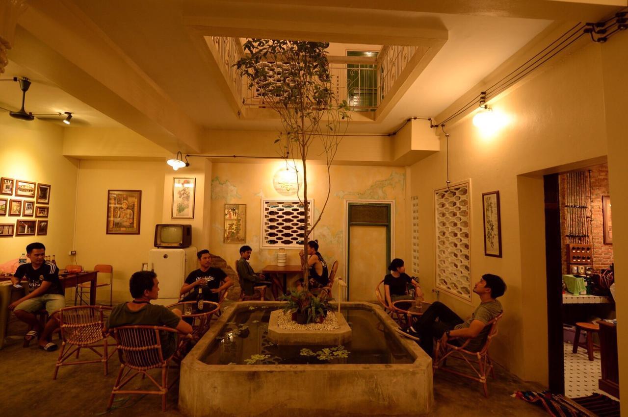 A Pousada Savan Cafe Savannakhet Exterior foto